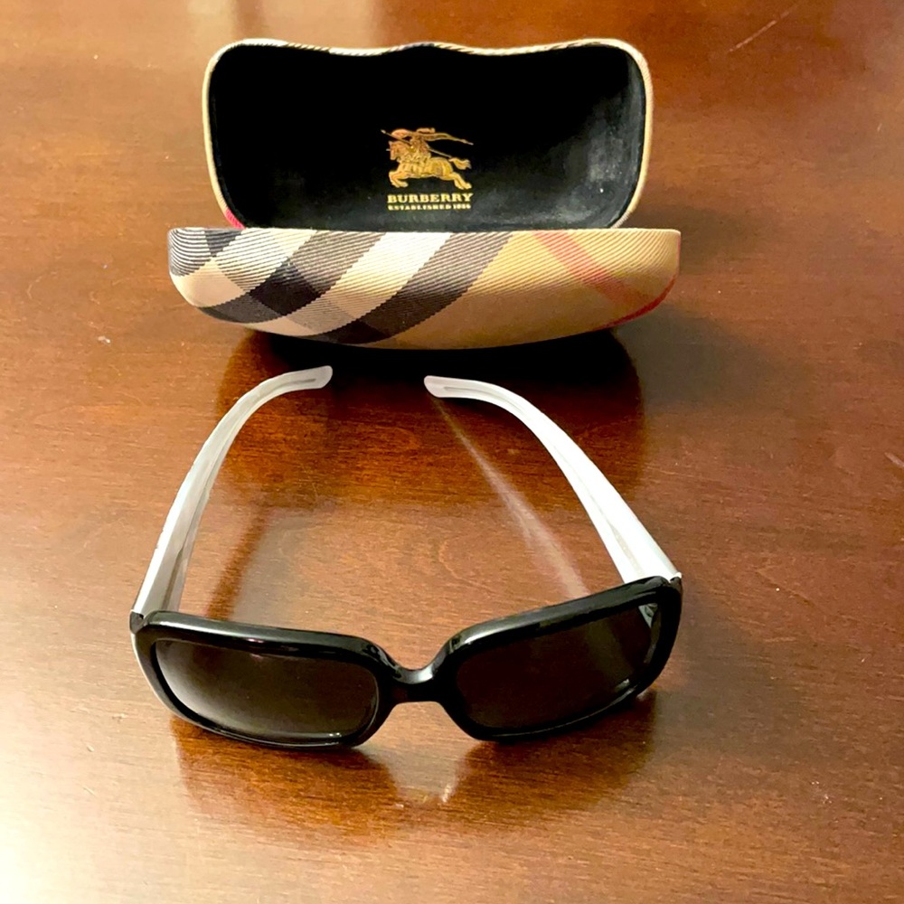 Authentic Burberry sunglasses
